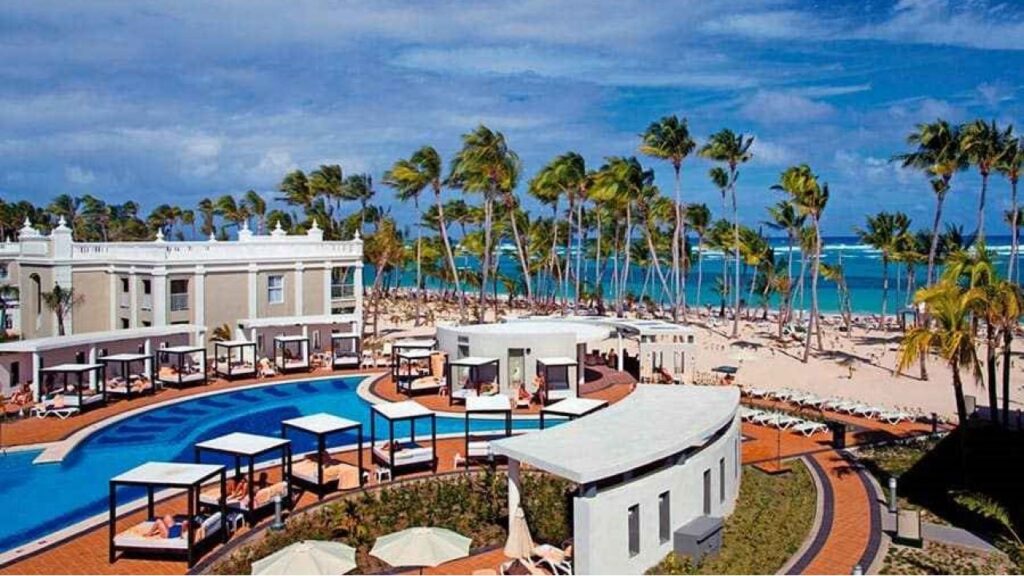 pool-riu-palace-bavaro-3_tcm55-226468-1280×720